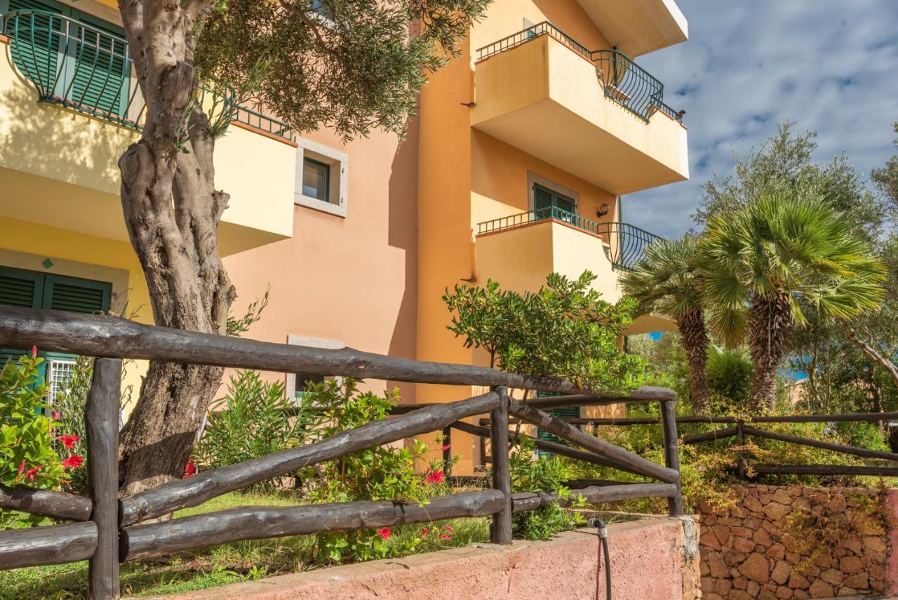 Apartment I Mirti Bianchi - Bilo 4 By Interhome Santa Teresa Gallura Exteriör bild